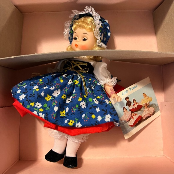 Hansel and Gretel Madame Alexander dolls 8” vintage 1978 - Picture 4 of 9